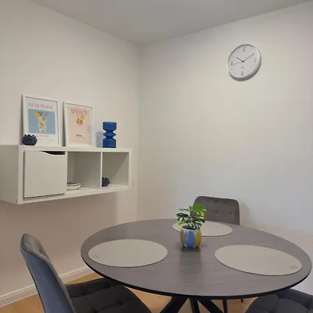 Modernes & Ruhiges Naehe Mhh